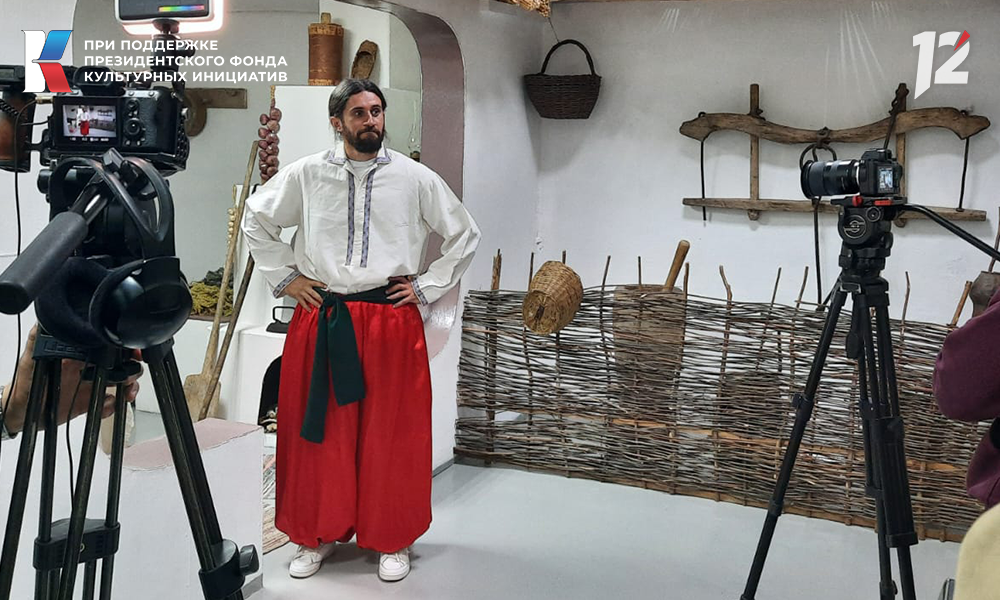 12 канал закрутил «Омский глобус»