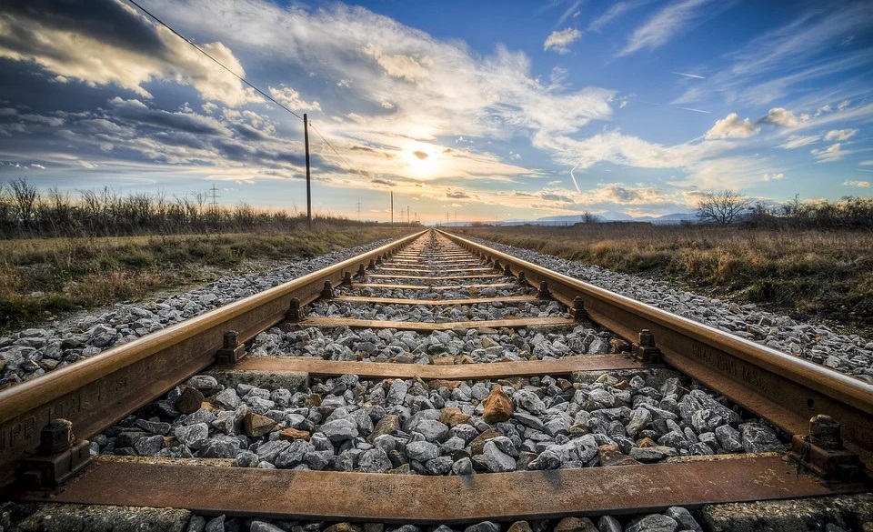 Путешествие из Барнаула в Москву: омские полицейские нашли ребёнка, который сбежал из дома 