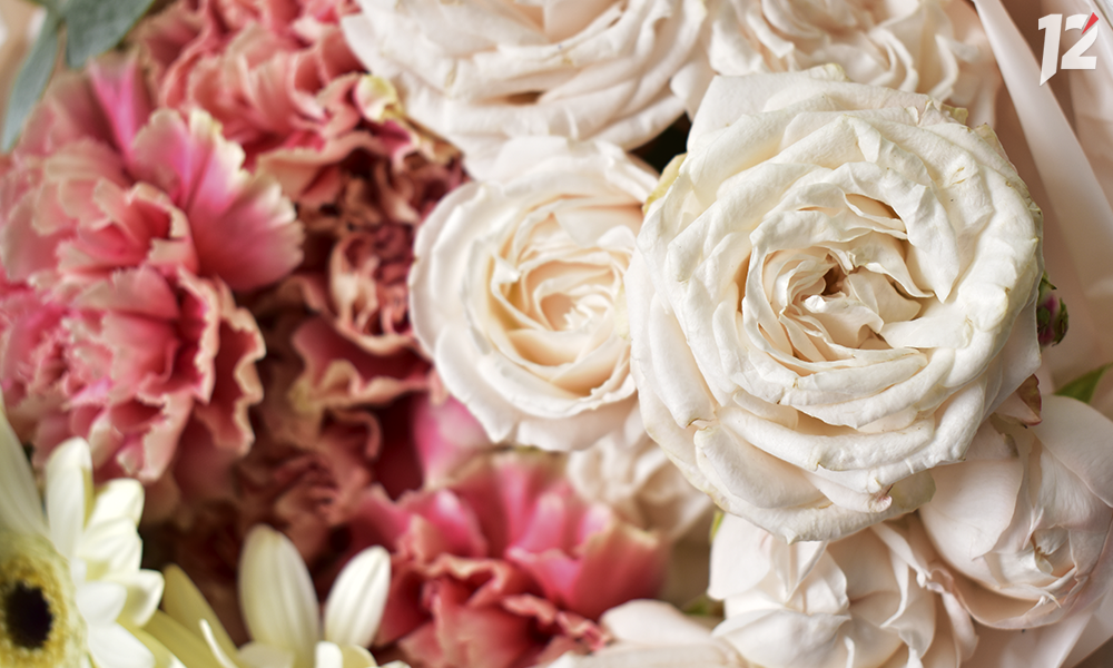 Букет от тайного поклонника: омичей предупредили о схемах мошенничества в преддверии 8 Марта