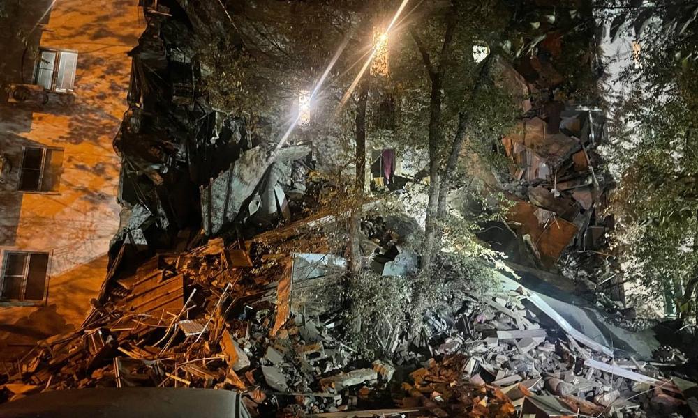 В Астрахани обрушилась часть жилого пятиэтажного дома