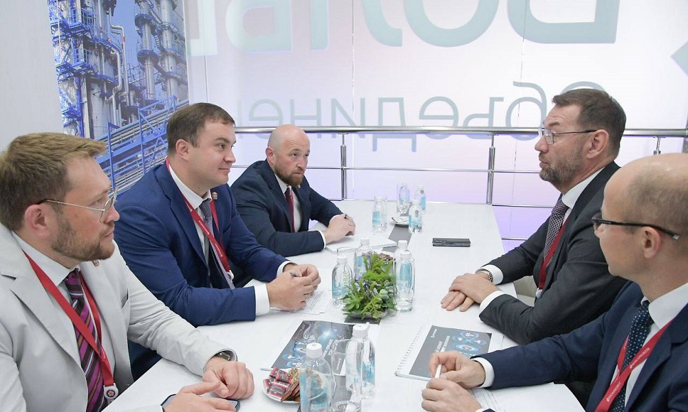 Виталий Хоценко рассказал о реализации проекта по строительству нового технопарка в Омской области 