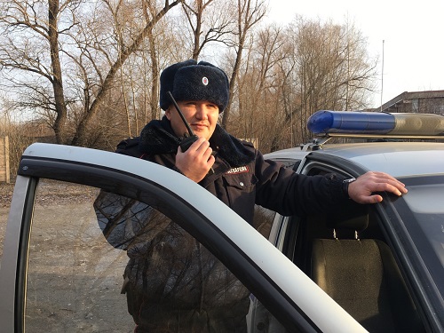 В Омской области два рецидивиста спрятались в шкафу, чтобы обокрасть ювелирный магазин