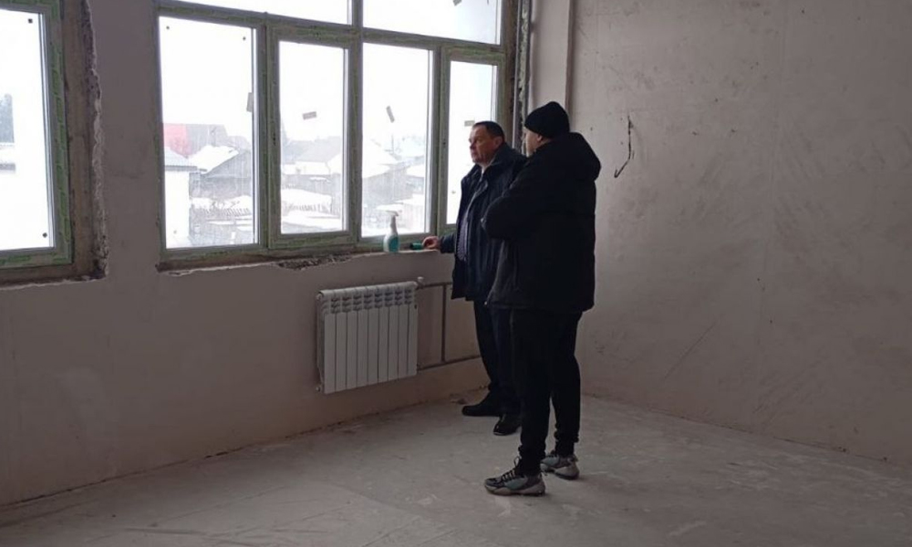 В Тевризском районе капитальный ремонт школы идёт по графику