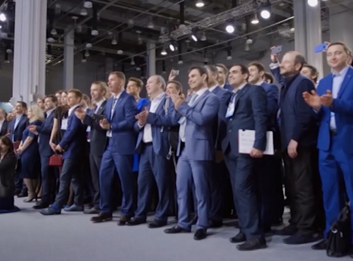 36 омичей претендуют на звание "Лидеры России"