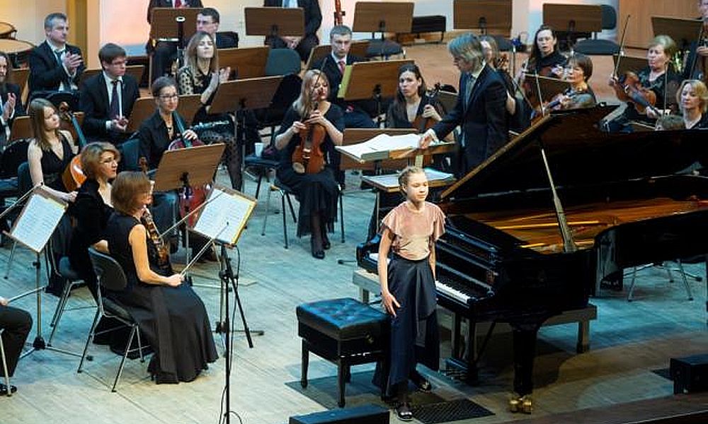 Школьники выступят на одной сцене с симфоническим оркестром Омской филармонии