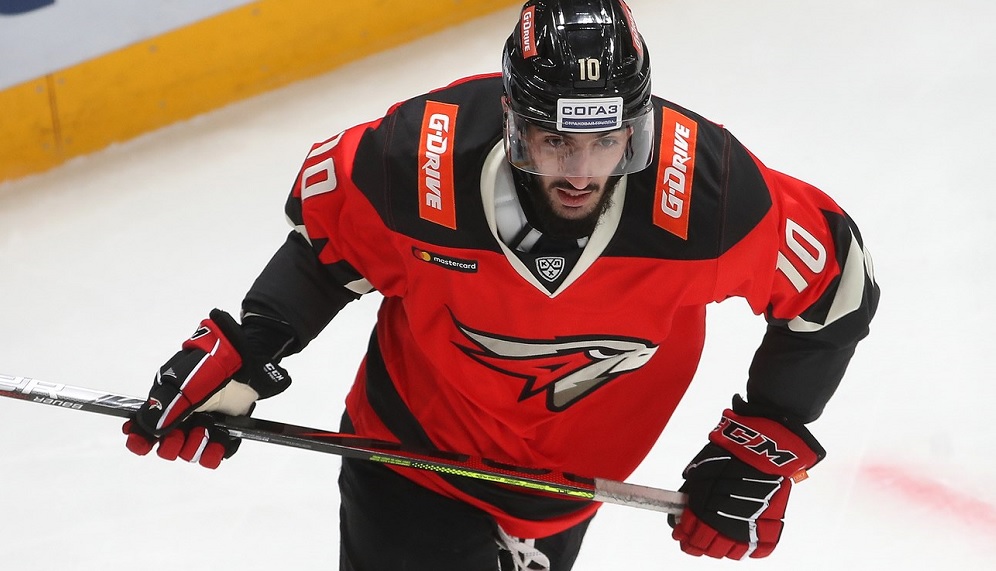 "Я вернусь в "Авангард" - большое интервью Артёма Манукяна для 12 канала