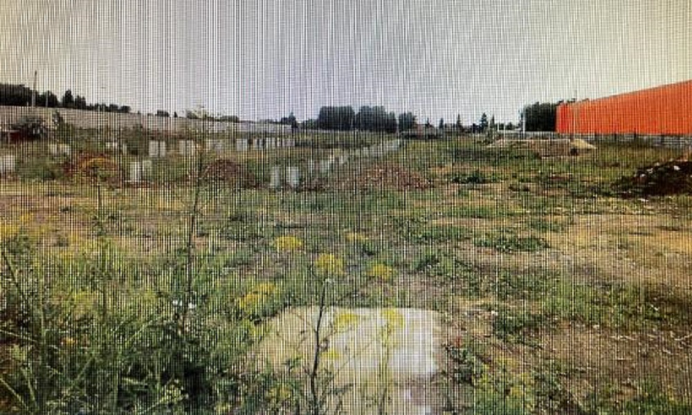 В Омске недостроенный торговый центр продали за 16,7 млн рублей