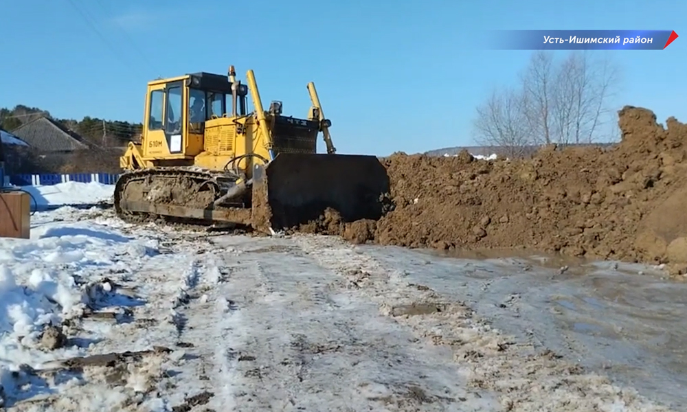 В Усть-Ишимском районе начали обустраивать пункты временного размещения
