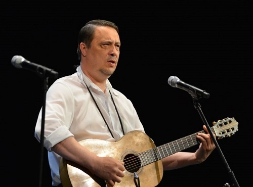 Бывший артист омской Драмы мог лишиться служебного жилья