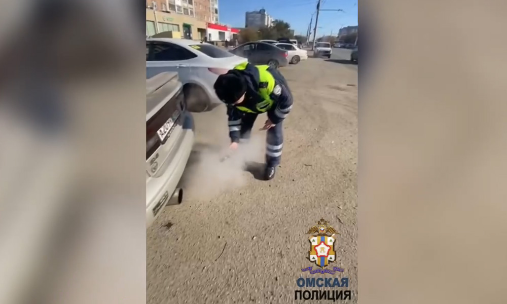 За последние два месяца в Омске оштрафовали 57 водителей за громко ревущие моторы