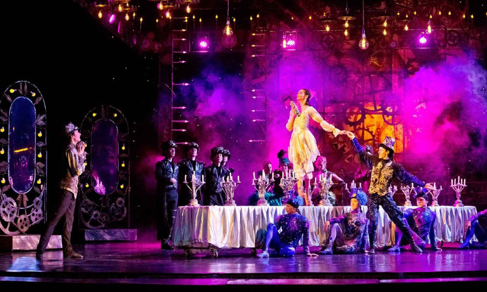 Омский Музыкальный театр приглашает многодетные семьи на бесплатные показы