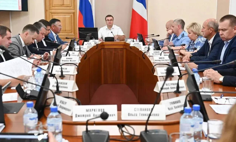 На заседании строительного штаба обсудили благоустройство районов Омской области