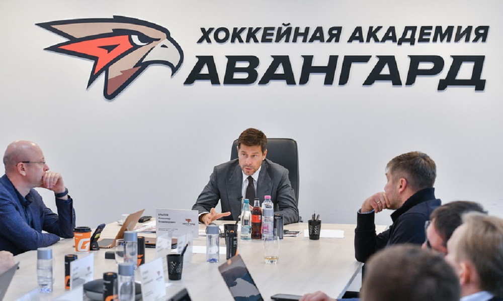 Александр Крылов рассказал о грядущих изменениях в тренерском штабе «Авангарда»