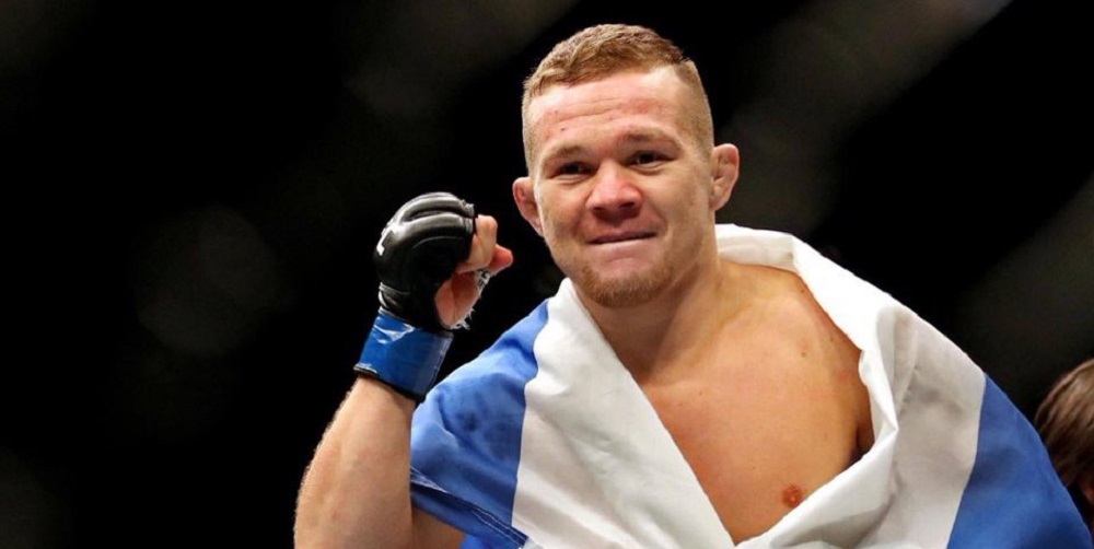 Омский боец Пётр Ян поддержит футбольный "Иртыш" в матче ФНЛ