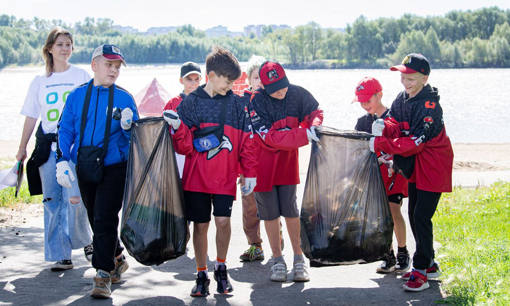 Омский НПЗ поддержал «Зелёный спорт»: более 150 школьников участвовали в экоиграх