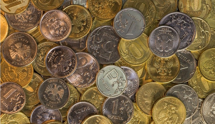 Омичам предлагают бесплатно обменять "мелочь" на купюры