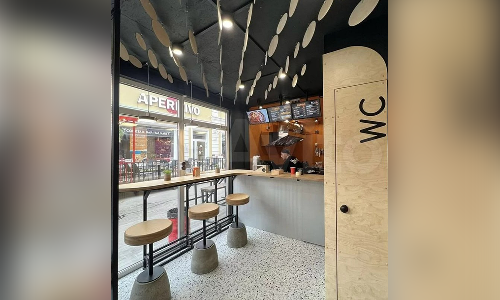 В Омске за 1,5 млн рублей продают павильон в пространстве «Люба, давай»