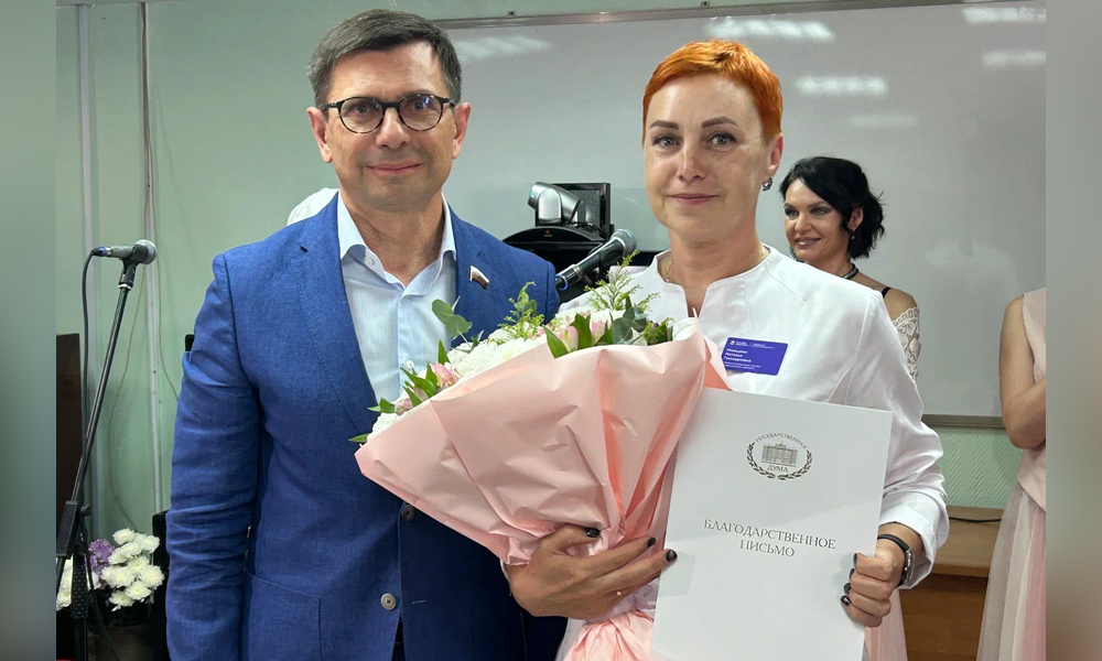 Игорь Антропенко посетил омскую поликлинику № 4 и обсудил с медиками предложения в Народную программу