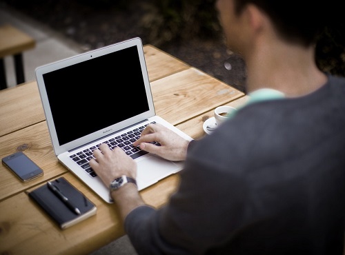 Омичу грозит лишение свободы за установку "пиратской" программы