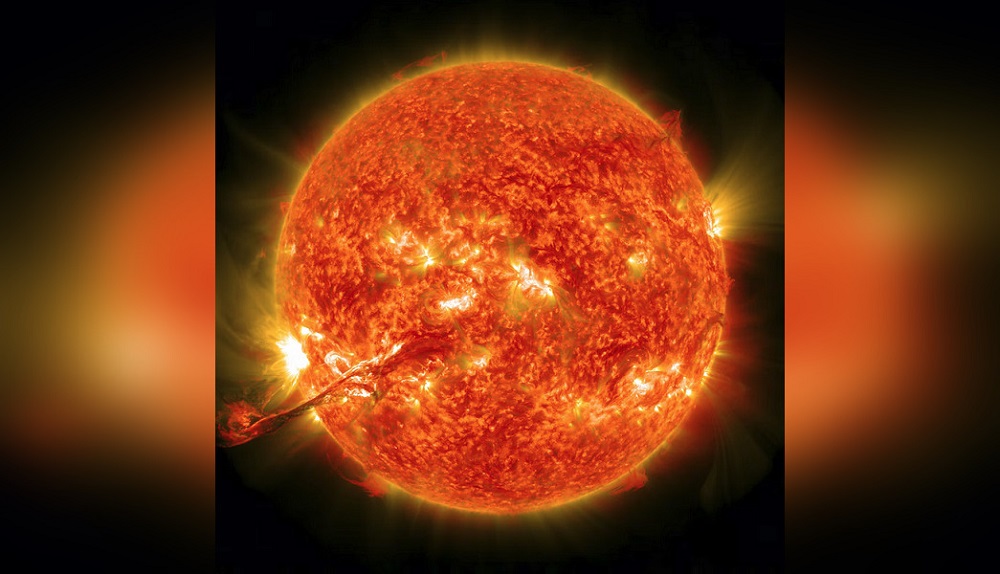 На Солнце зафиксировали две вспышки, сопровождавшиеся нарушением КВ-радиосвязи