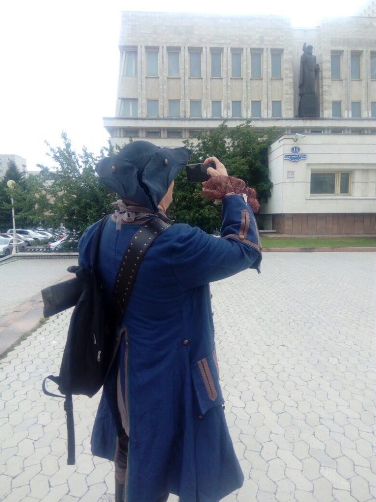 с библиотекой.jpg