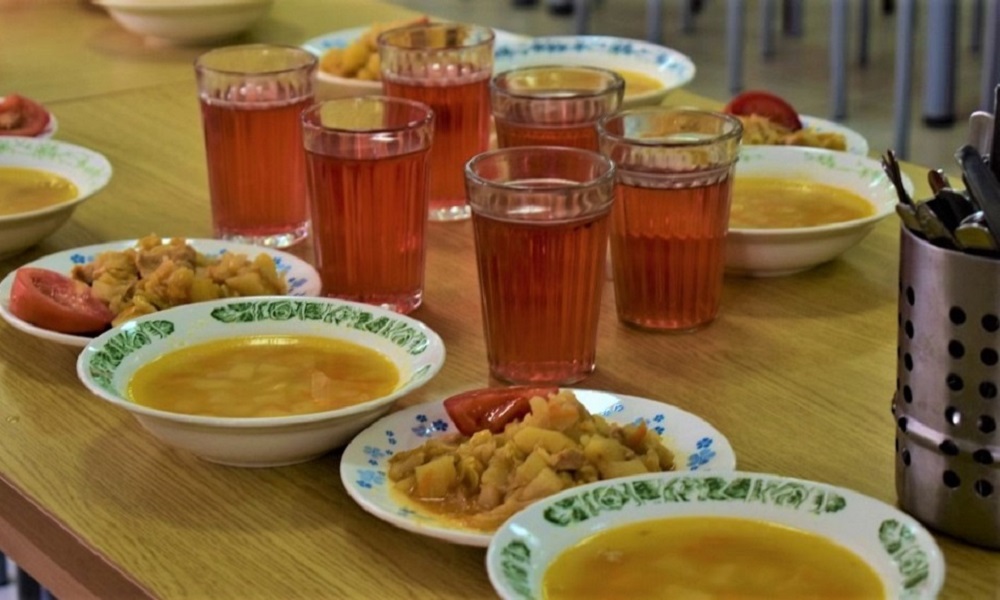 Омская полиция ищет подрядчика, который организует питание для задержанных 