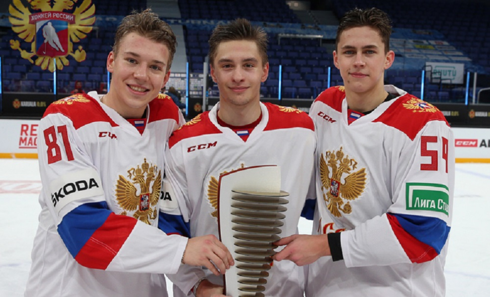 Три омских "ястреба" включены в расширенный состав молодёжной сборной России