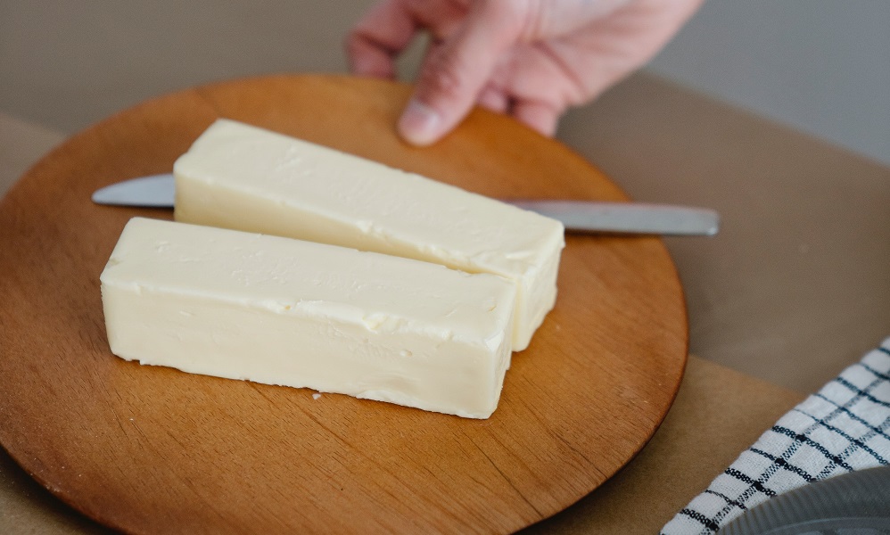 В омских магазинах могут продавать некачественные молочные продукты