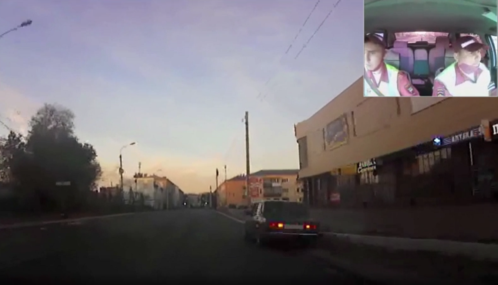 В Омске сотрудники ГИБДД поймали двух нетрезвых водителей-подростков