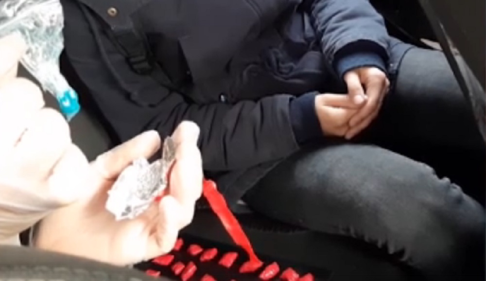 Прощай, высшее образование: омская студентка хотела подработать наркокурьером