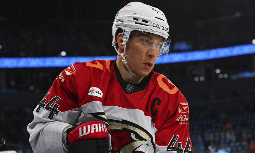 Капитан «Авангарда» Дамир Шарипзянов вошёл в топ-3 лучших игроков КХЛ