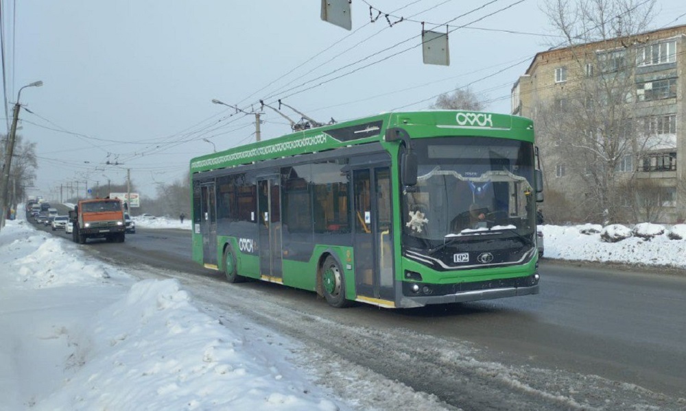 В Омске восстановили движение троллейбусов