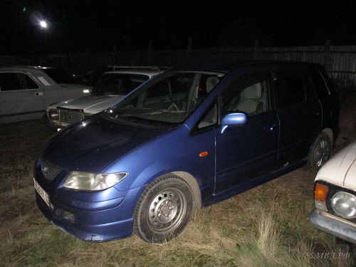 В Омске пьяные работники автомойки решили покататься на машине клиента