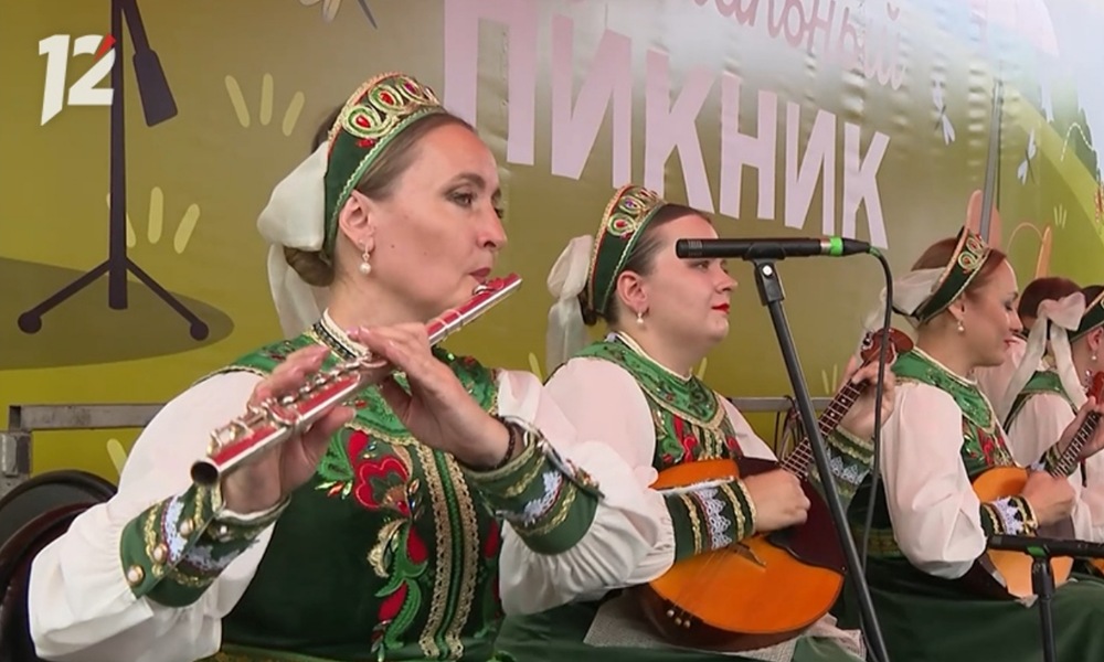 В Омске впервые прошёл «Музыкальный пикник»