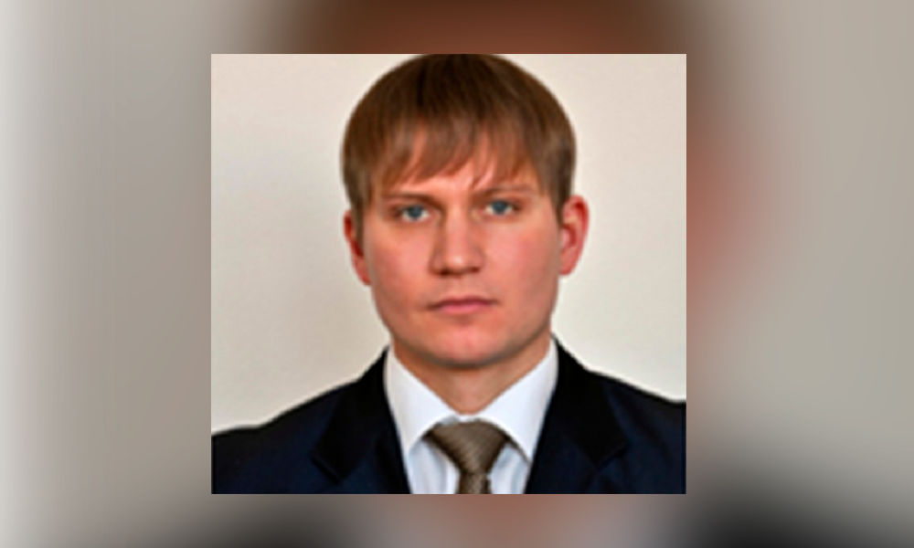 Омского кандидата наук, который 5 лет назад занял 100 млн рублей и пропал, взяли под стражу 