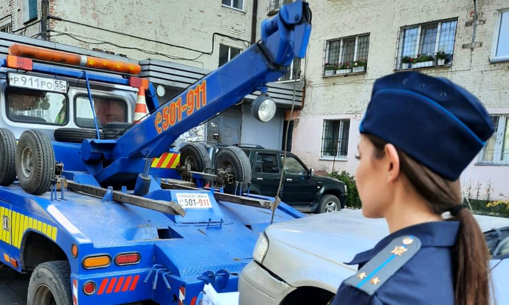 Омские приставы с начала года задержали больше 600 автомобилей должников 