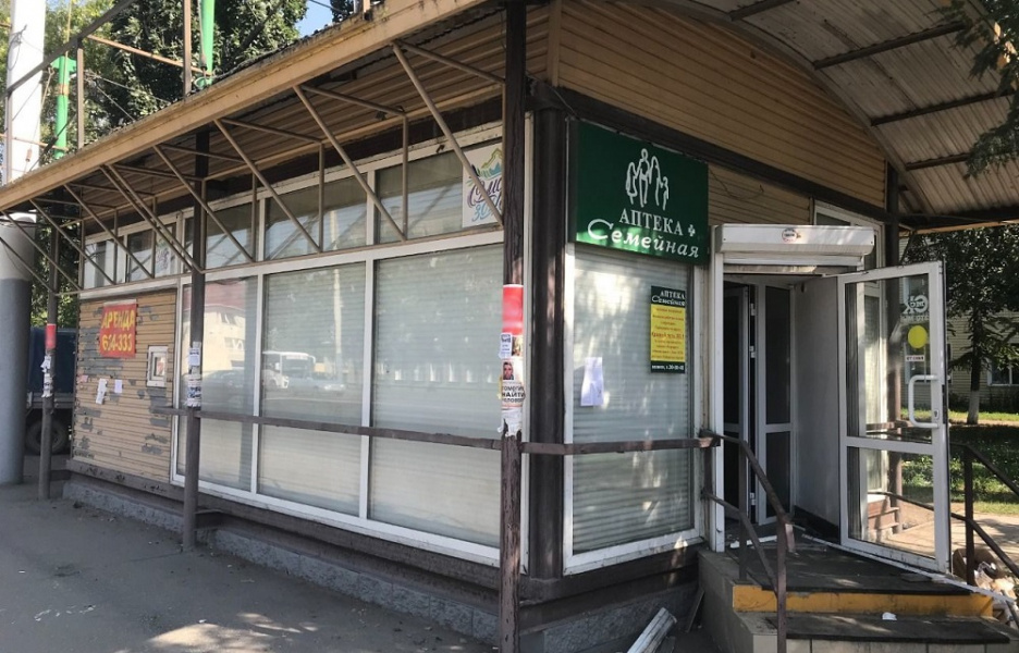 В Омске на остановке «Городок Водников» снесли ещё один торговый павильон 