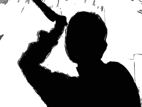 Жителя Омской области доставили в больницу с большим числом проникающих ножевых ранений