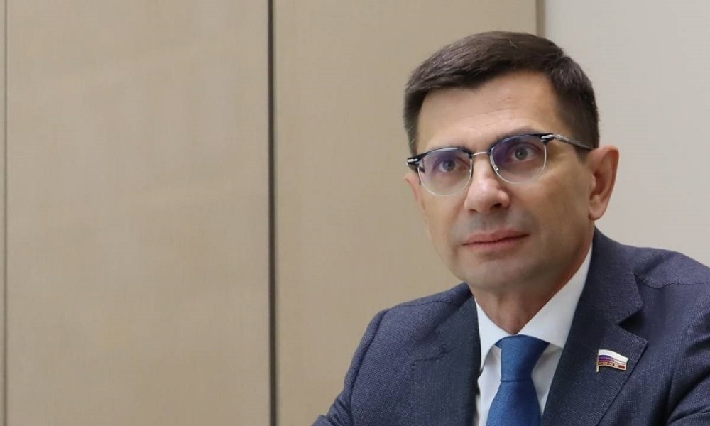  Игорь Антропенко: «Приятно, что на избирательные участки приходят целые семьи, заинтересованные в развитии Омской области»