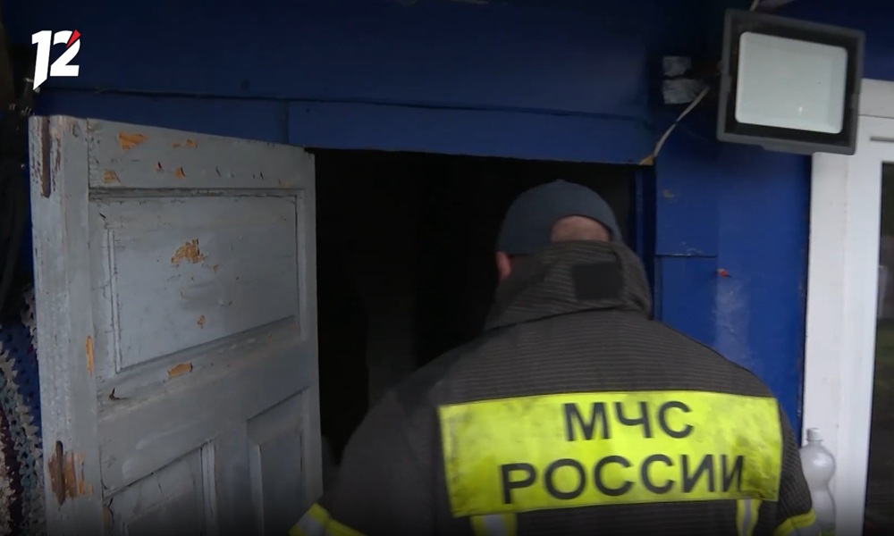 Омичам рассказали, как правильно действовать при пожаре в квартире