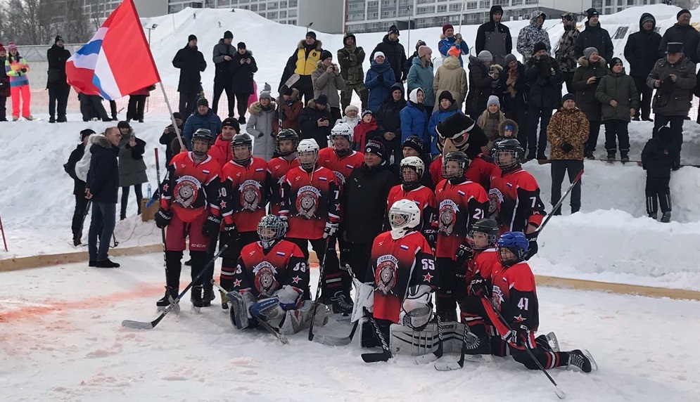 Стали известны результаты первого матча Кубка Ночной хоккейной лиги
