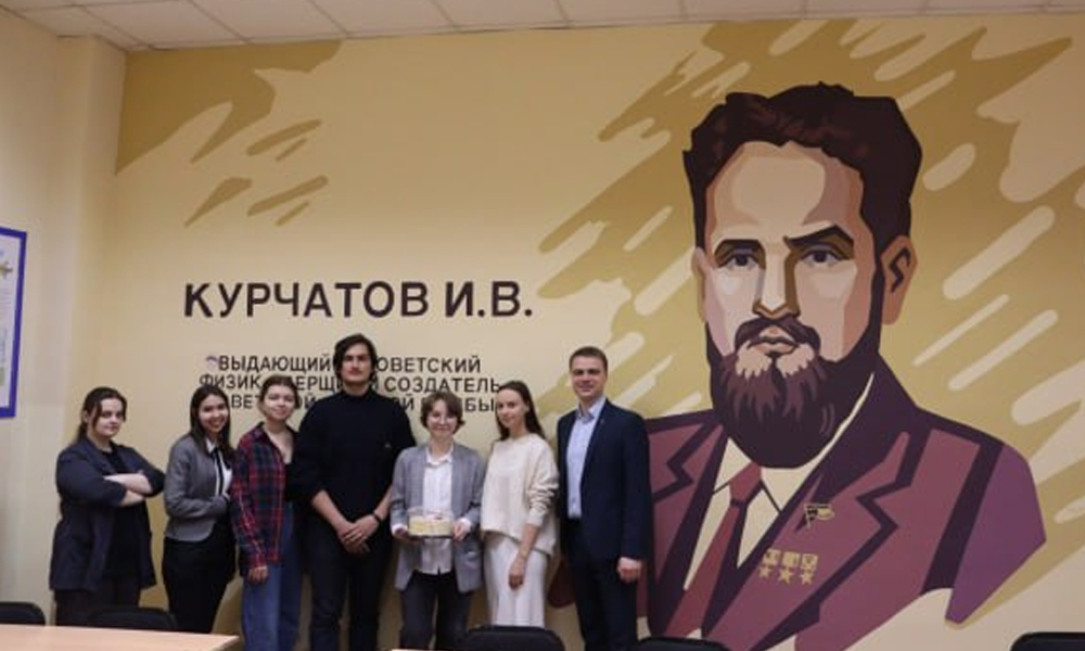 Студенты ОмГПУ создали мурал с портретом Игоря Курчатова