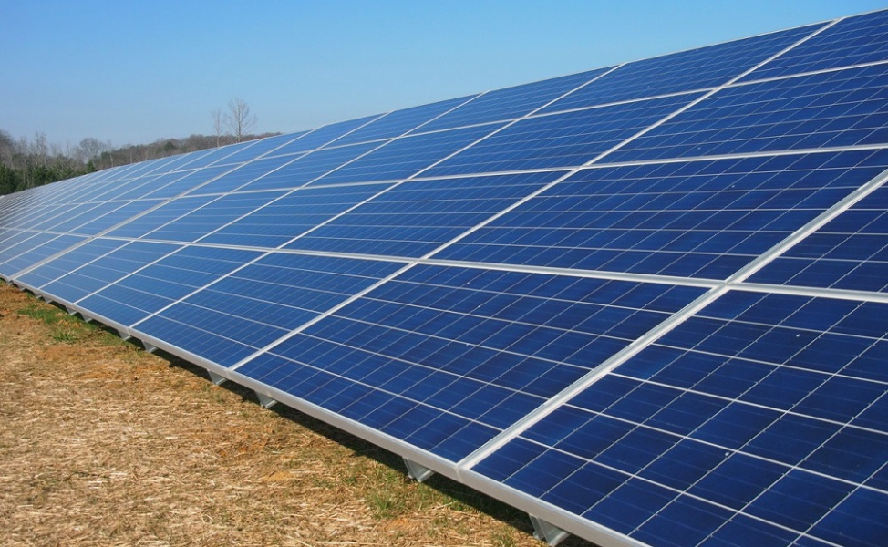 В Омской области в 2023 году построят новую солнечную электростанцию