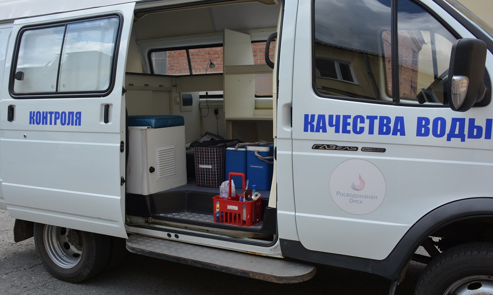 Омский водоканал направил в Орск,  передвижную лабораторию контроля качества воды