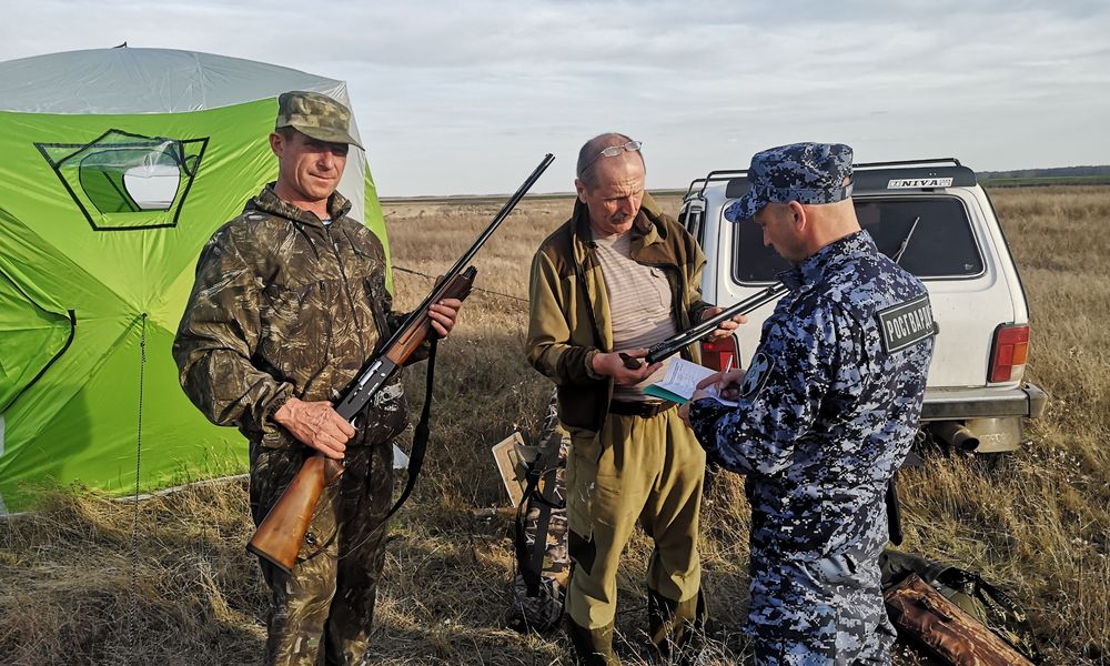 В Омской области во время операции «Охота» изъяли 41 единицу оружия