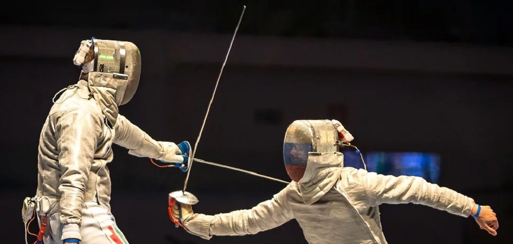 Юный омич стал лучшим на соренованиях по фехтованию в Санкт-Петербурге