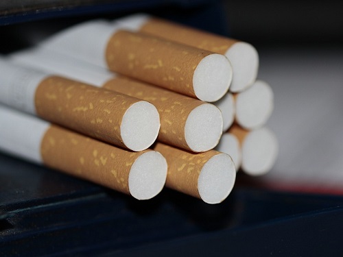 У омского предпринимателя изъяли нелегальные сигареты на 2 млн рублей