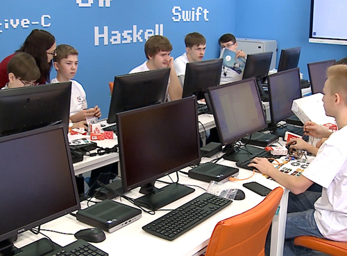 Юных омичей научат строить ракеты и создавать роботов