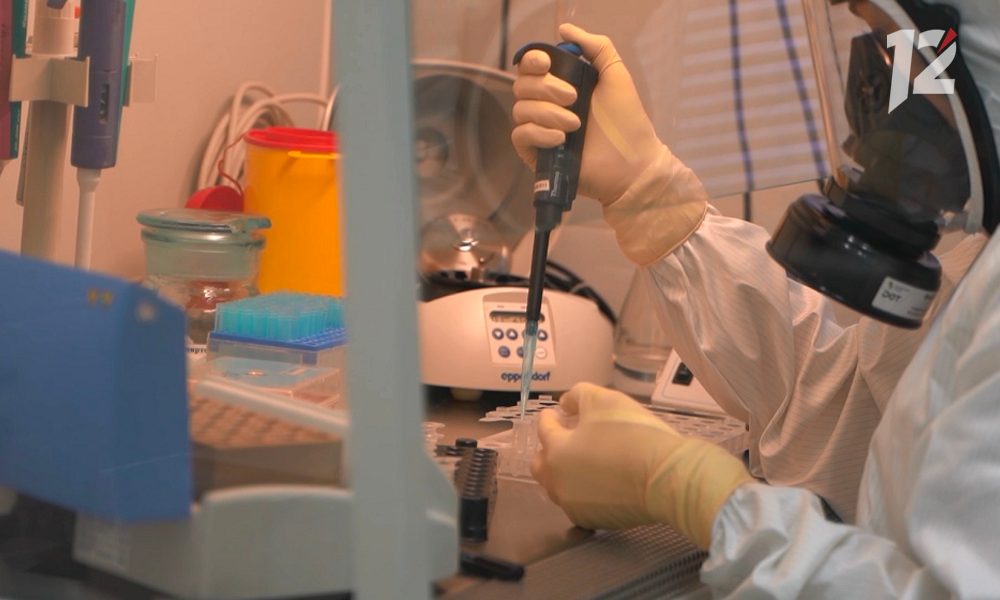 Омский депутат Госдумы предположил, ждать ли ослабления ковидных ограничений 