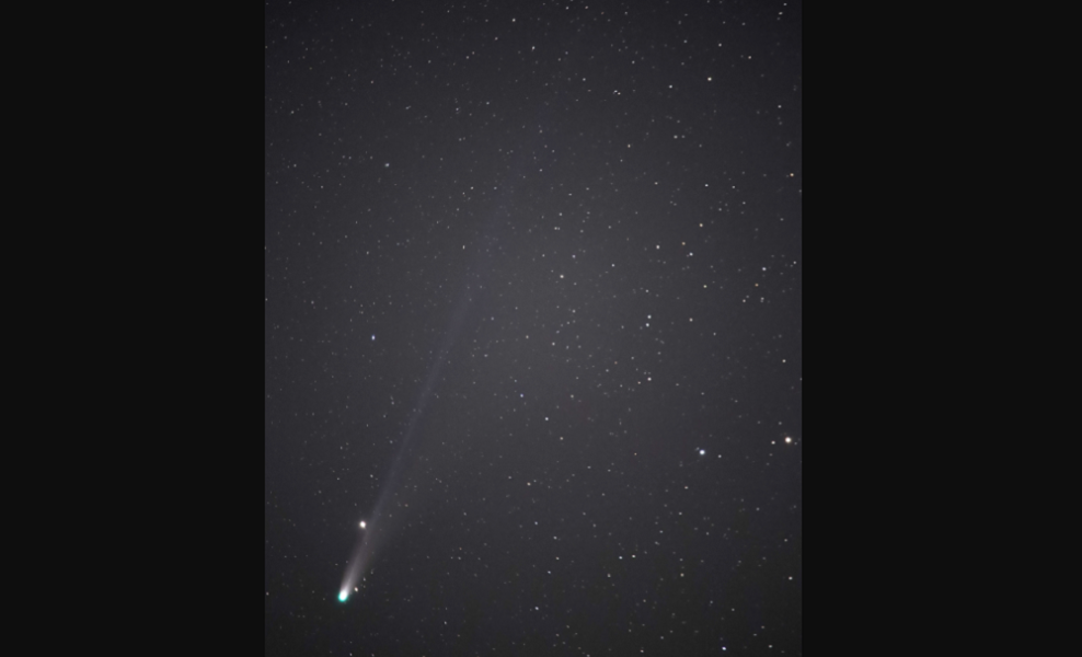 Омский астроном Владимир Крупко опубликовал снимки сразу двух комет 